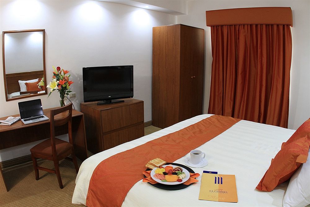 Wyndham Garden Monterrey Valle Real Экстерьер фото